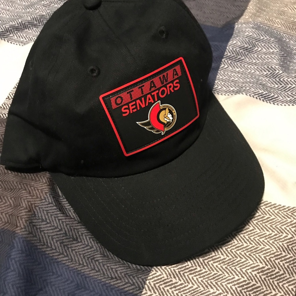 Fanatics Ottawa Senators Logo Baseball Cap